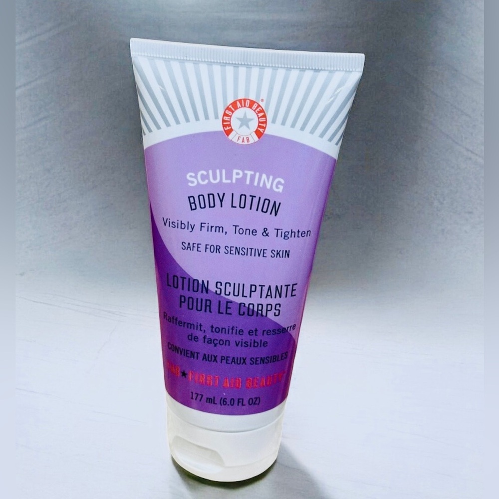 First Aid Beauty Sculpting Body Lotion / Firm Tone & Tighten Body Lotion 6fl oz